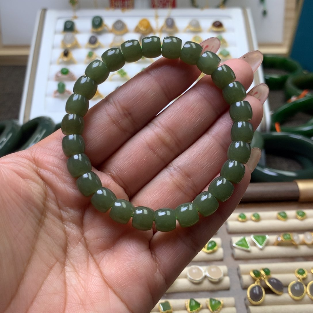 和田玉耳饰未镶嵌