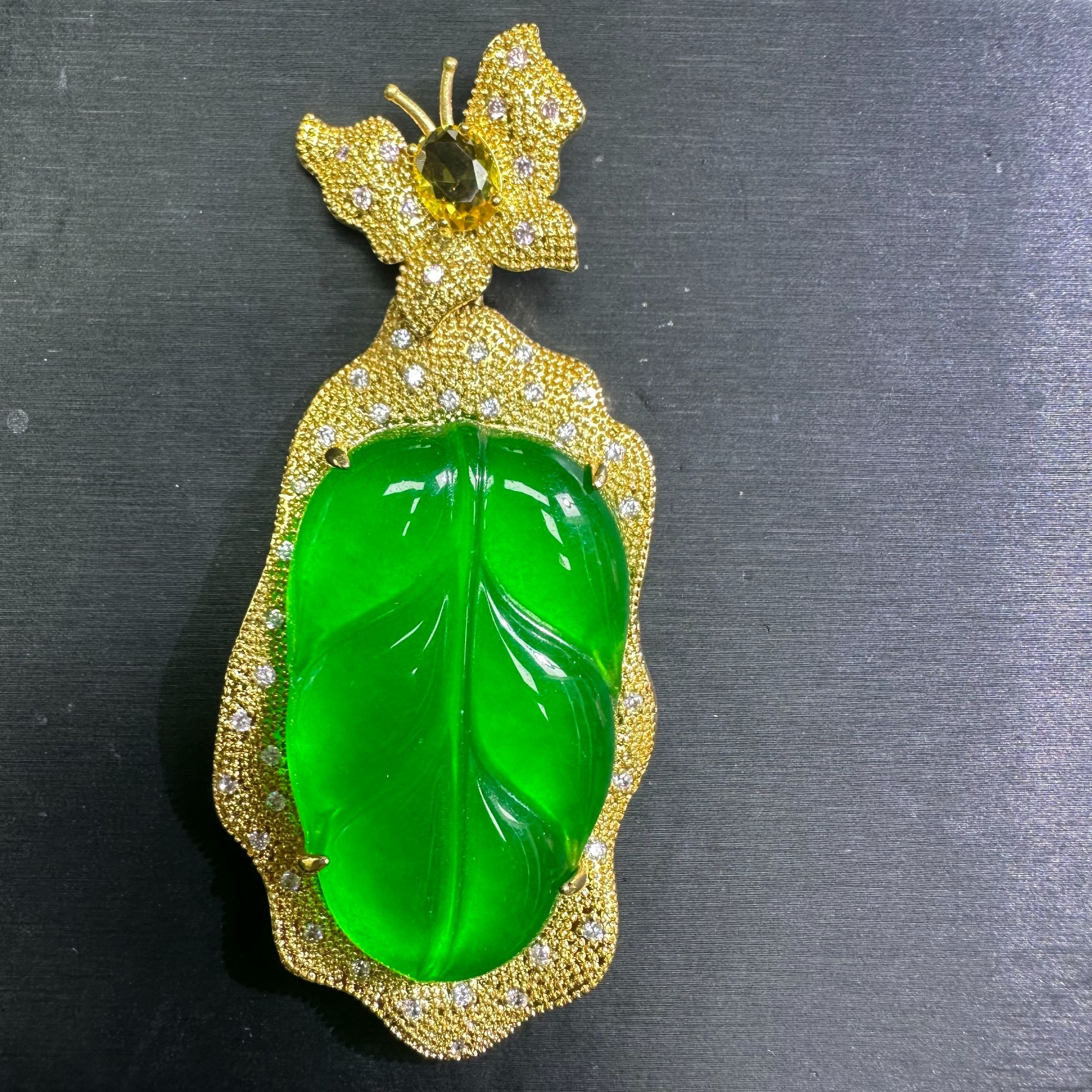 冰绿蝴蝶叶子吊坠R41