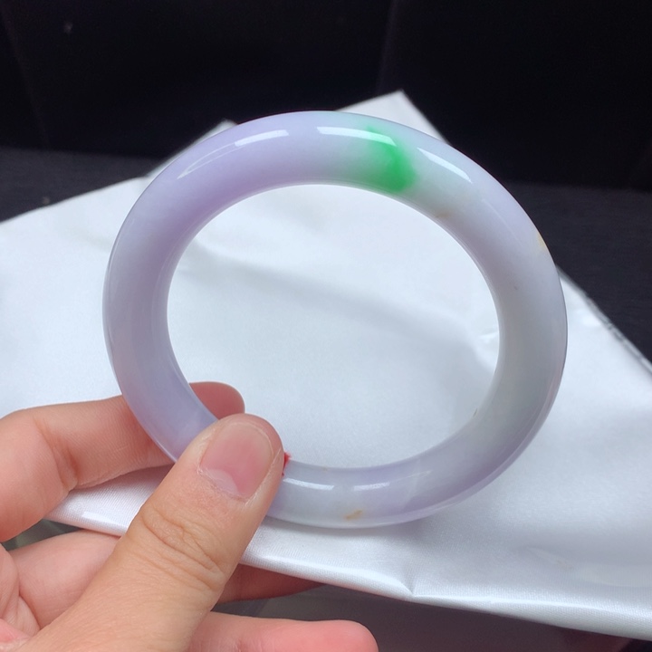 翡翠手镯（圆镯）未镶嵌