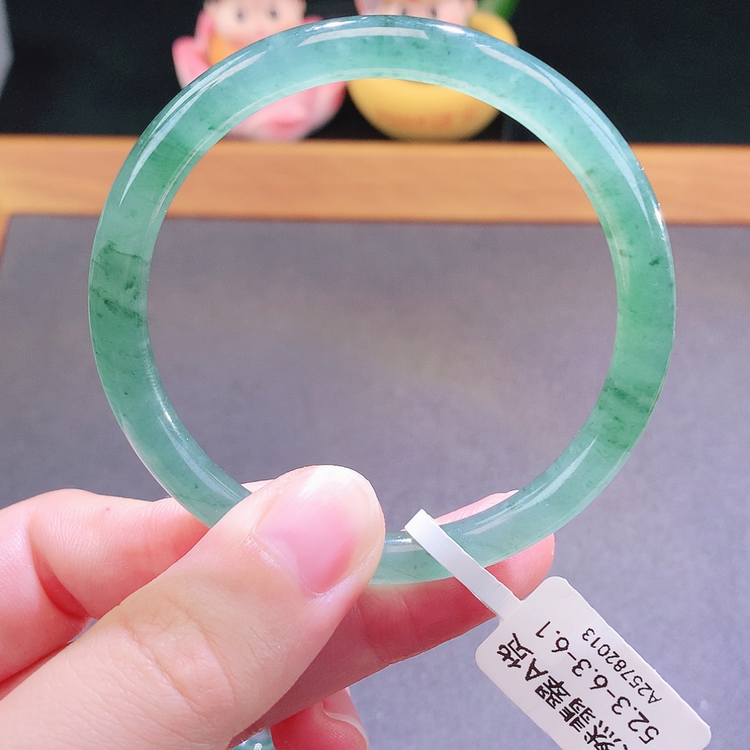 翡翠未镶嵌手镯天然翡翠