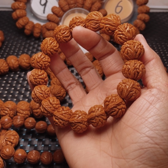 桃核手串龙纹桃核