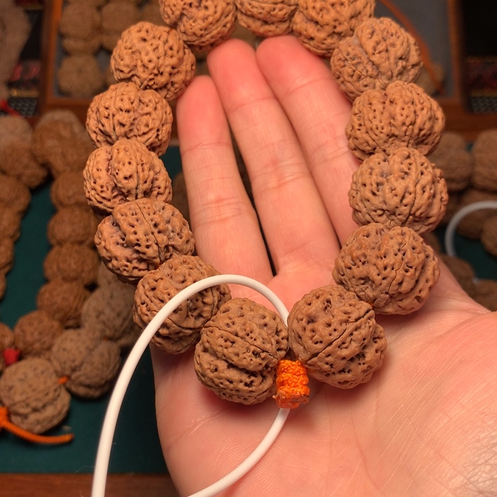 金刚菩提手串22尺寸豆腐块梅花