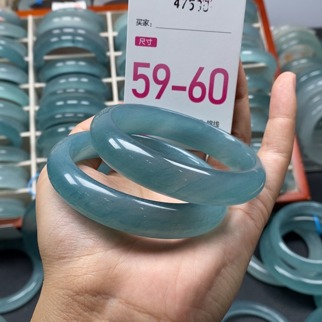 简****石英质玉未镶嵌手镯