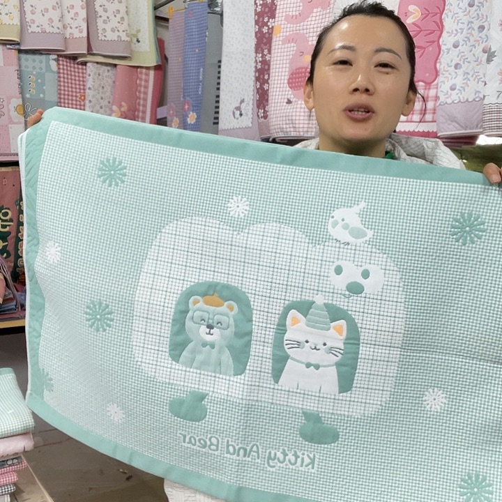 棉特价绿色小猫咪