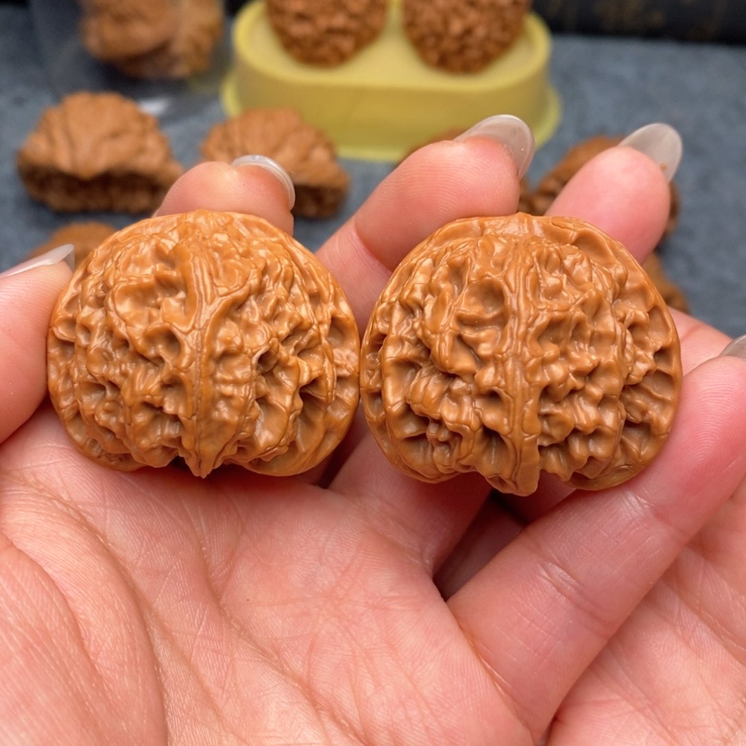 文玩核桃把件精品苹果40