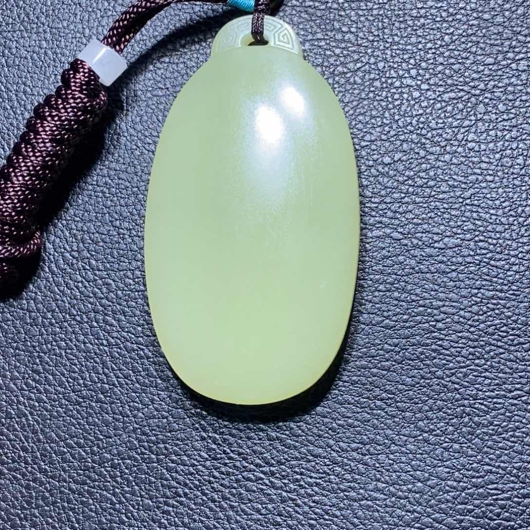 和田玉颈饰未镶嵌万****然