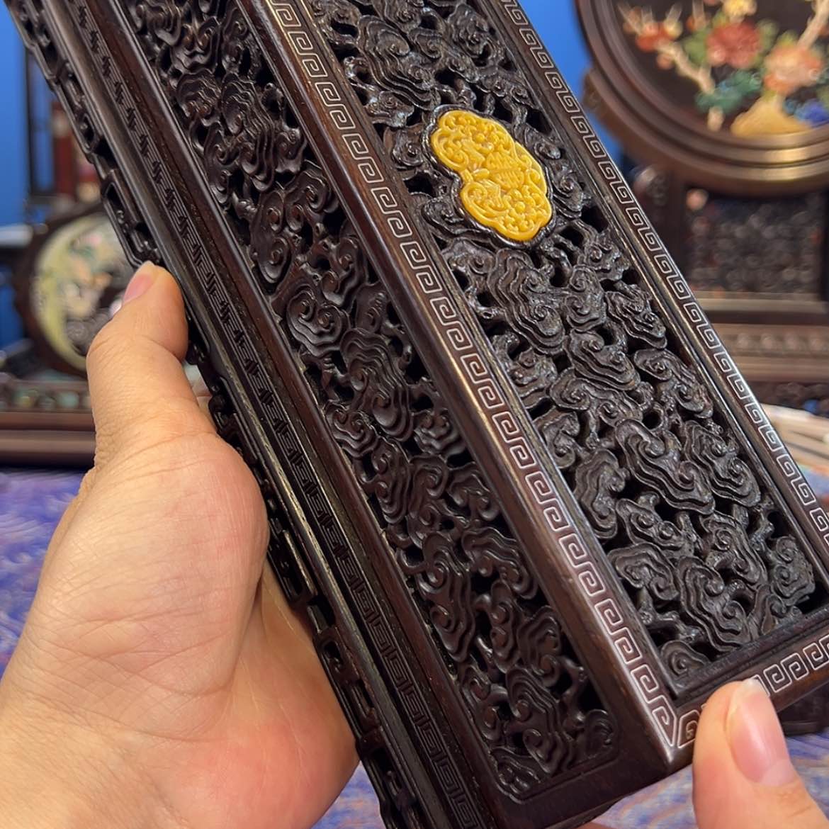 【闪购商品】红酸枝木类成套家具香盒