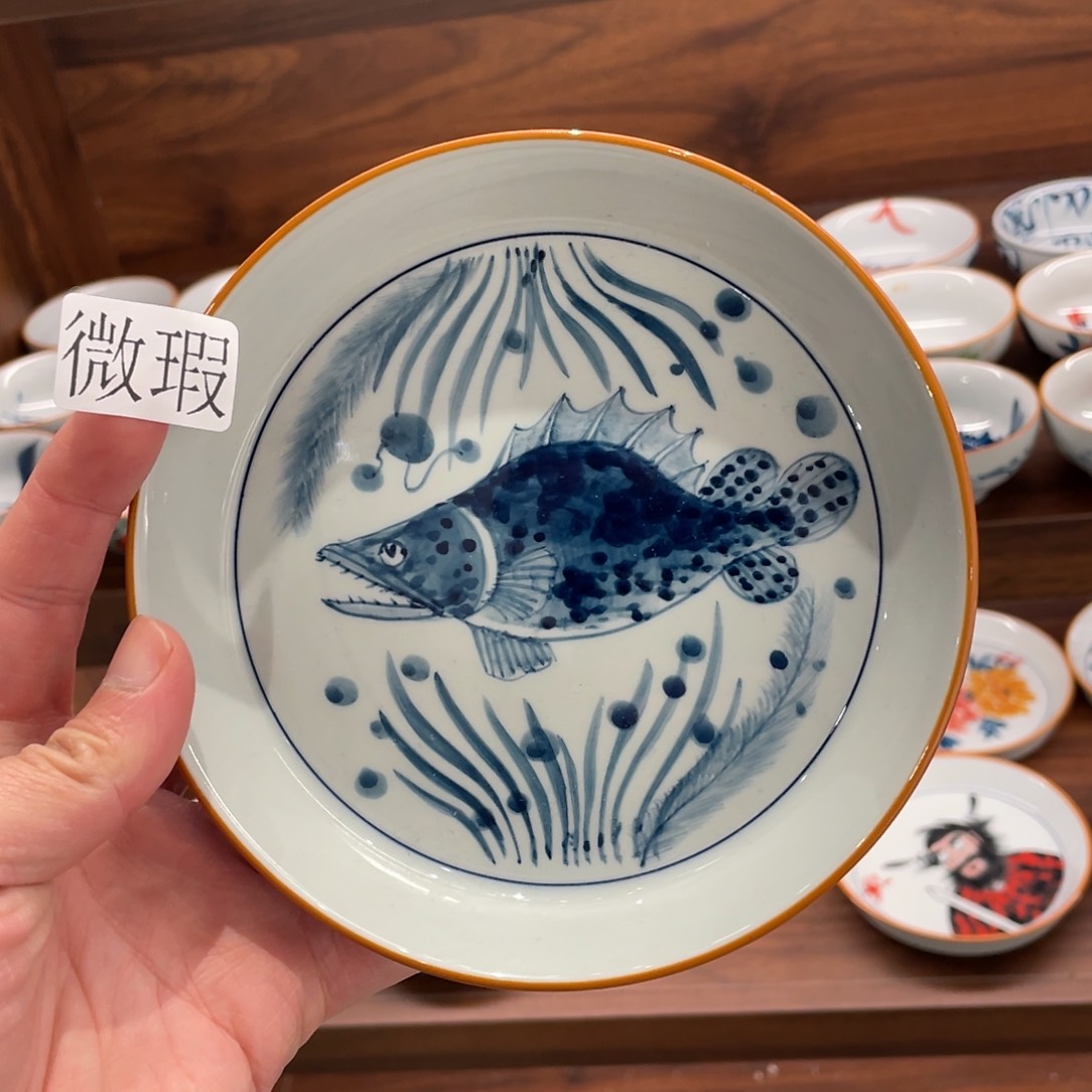 釉下手绘茶具微瑕