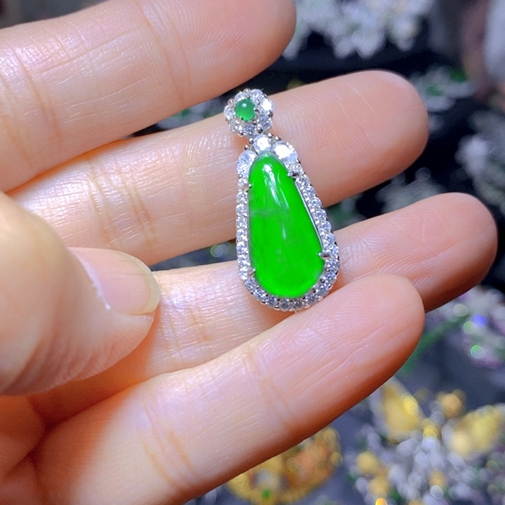 翡翠戒指银S925镶嵌天然翡翠