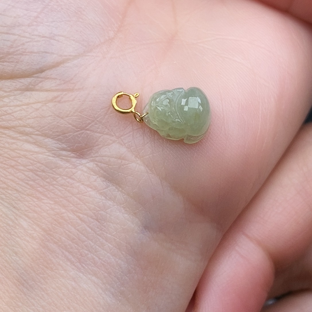 翡翠颈饰18K金镶嵌貔貅