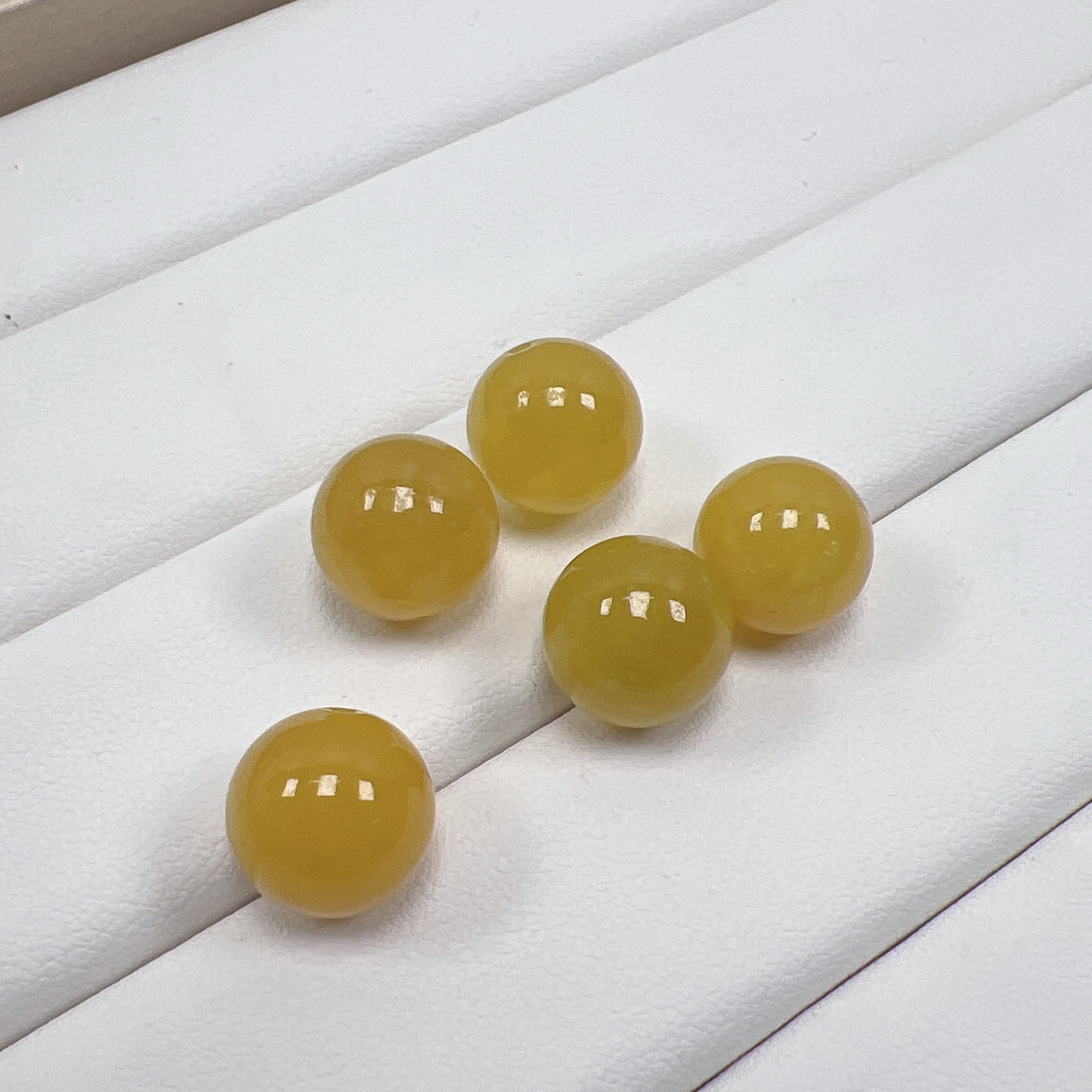 天然A货缅甸翡翠 黄翡散珠 12mm 发一