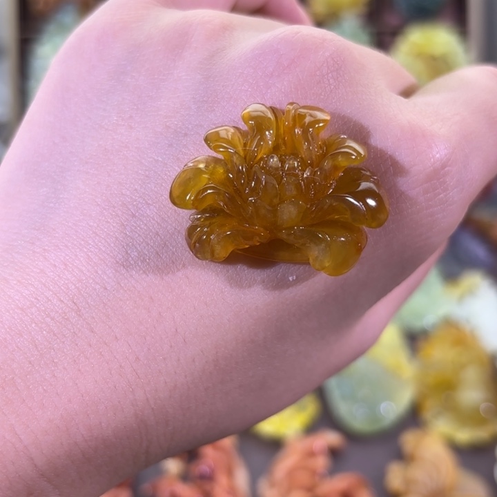 未镶嵌蛇纹石玉颈饰