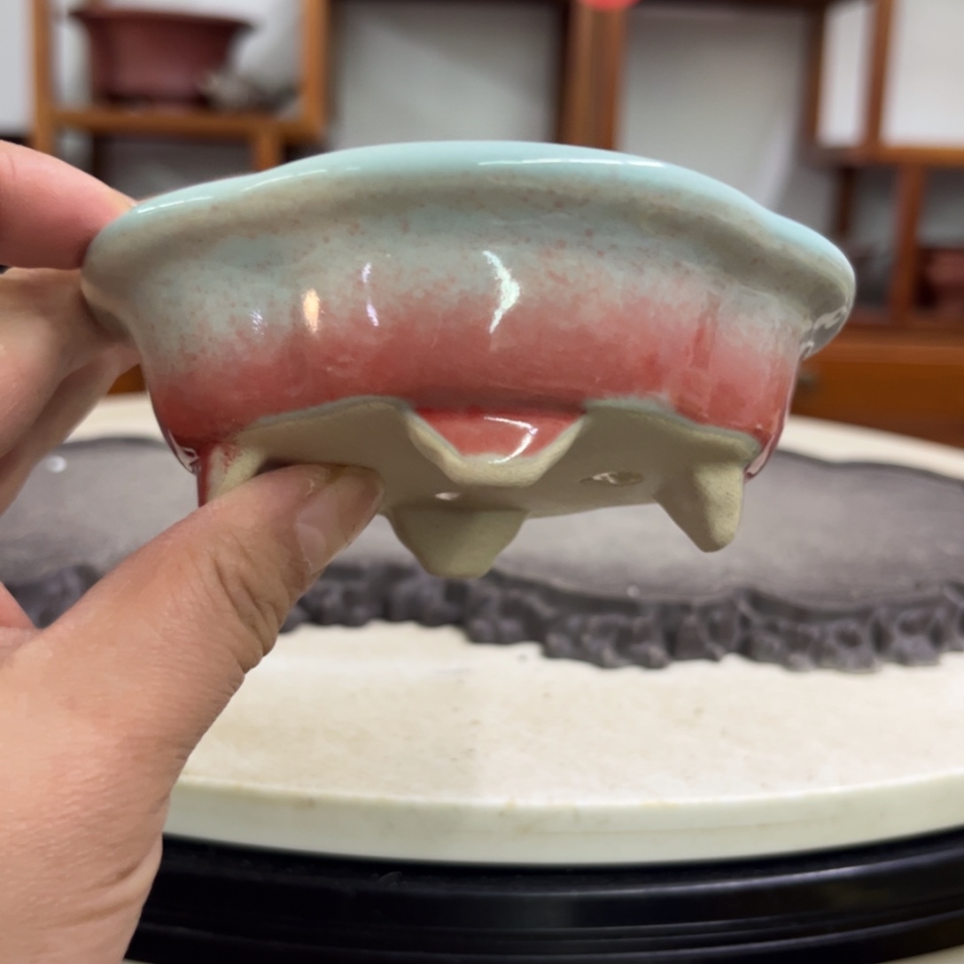 紫砂花盆瑕疵3.5-11-9。。。