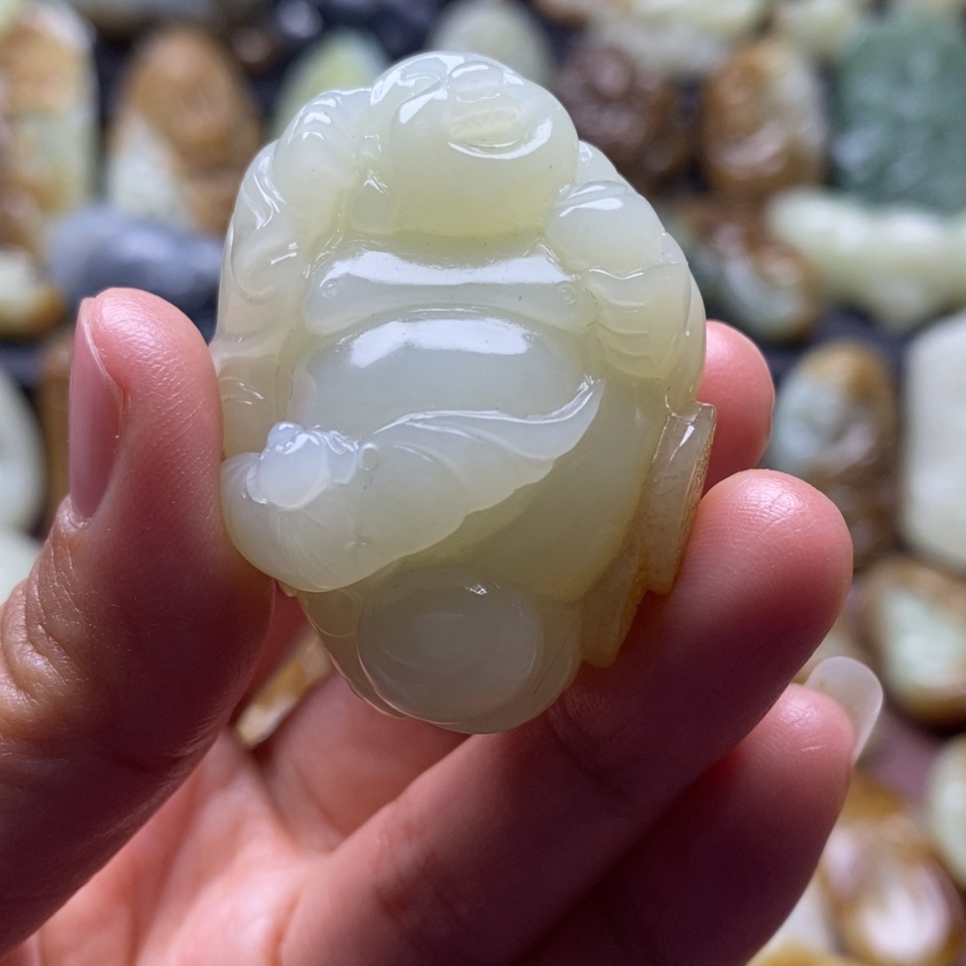 吊坠(不含链)未镶嵌和田玉（糖玉）