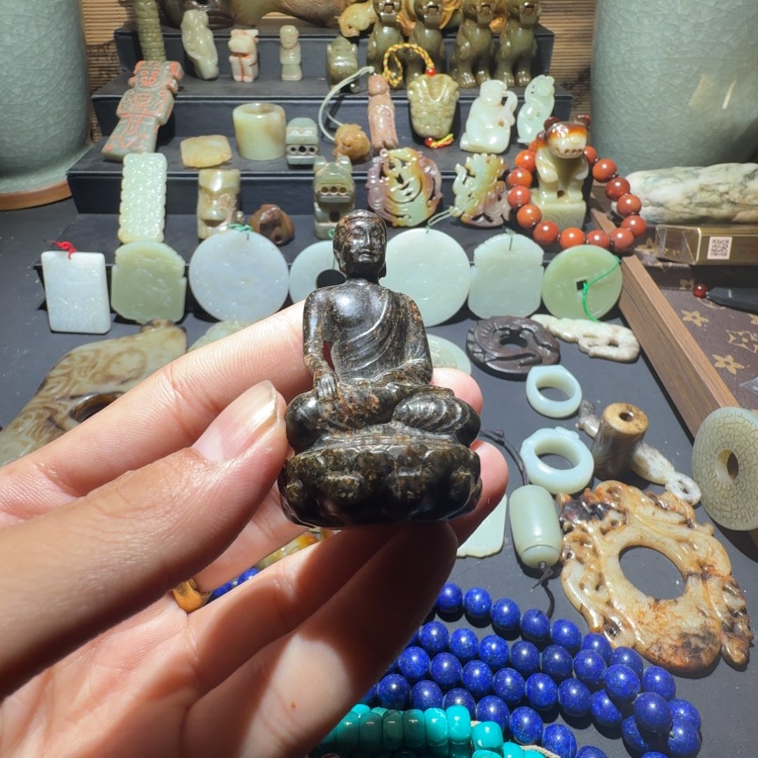 未镶嵌和田玉（糖玉）挂件豪**丈