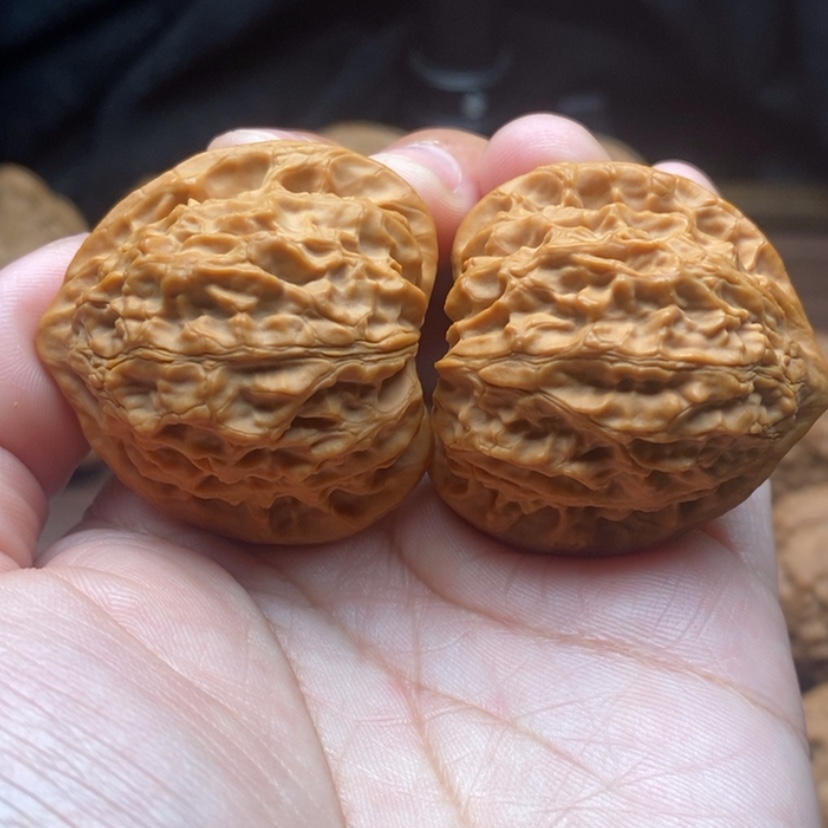 【闪购商品】吊坠文玩核桃流*39尺金牛核桃