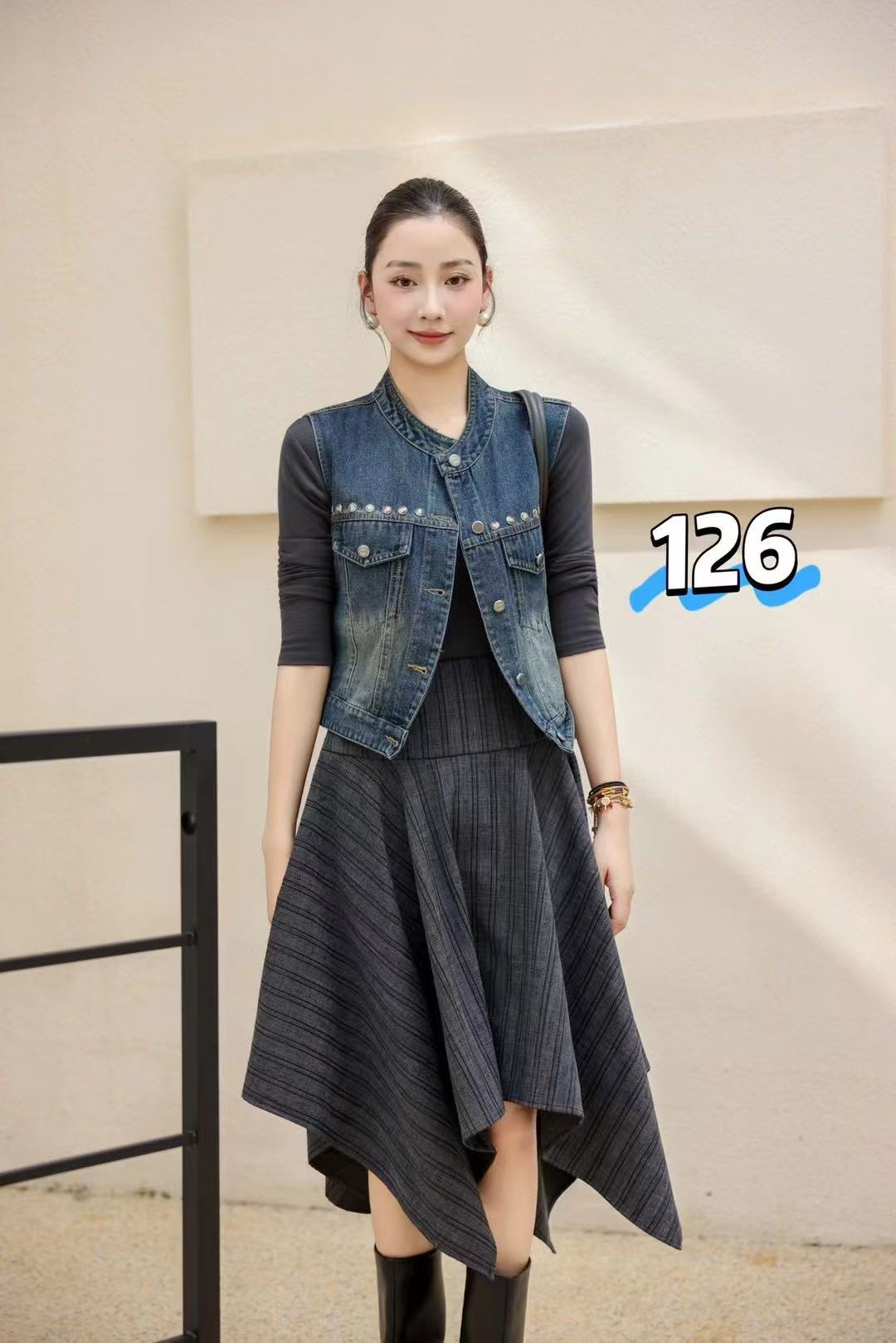 126#初秋自由搭配牛仔马甲（衣长50厘米左右）