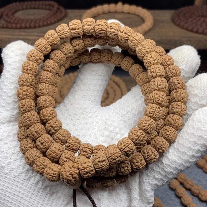 菩***亿吊坠金刚菩提龙切赛盘龙小金刚菩提子108