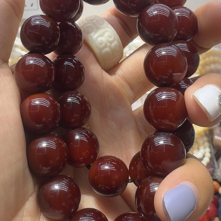 大果紫檀（缅甸花梨）1.4舌红