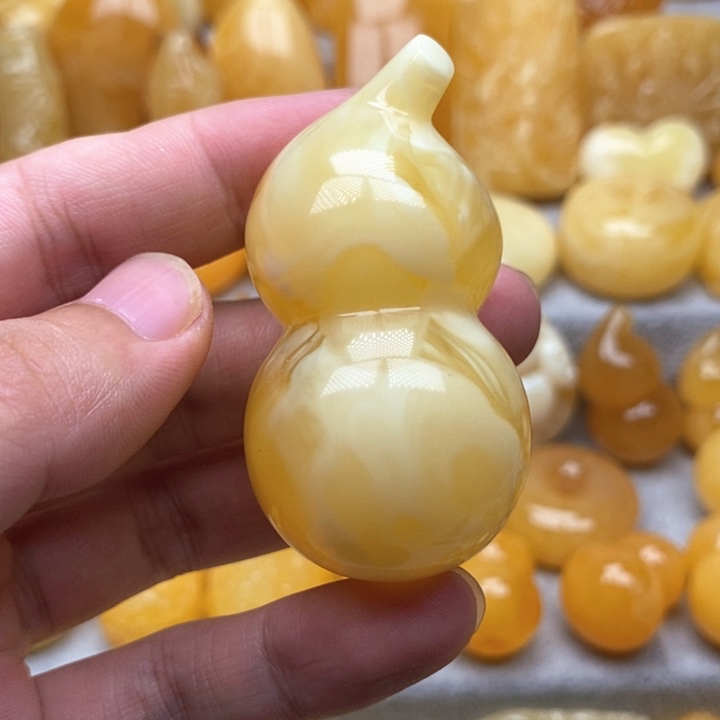 未镶嵌颈饰琥珀琥珀蜜蜡吊坠