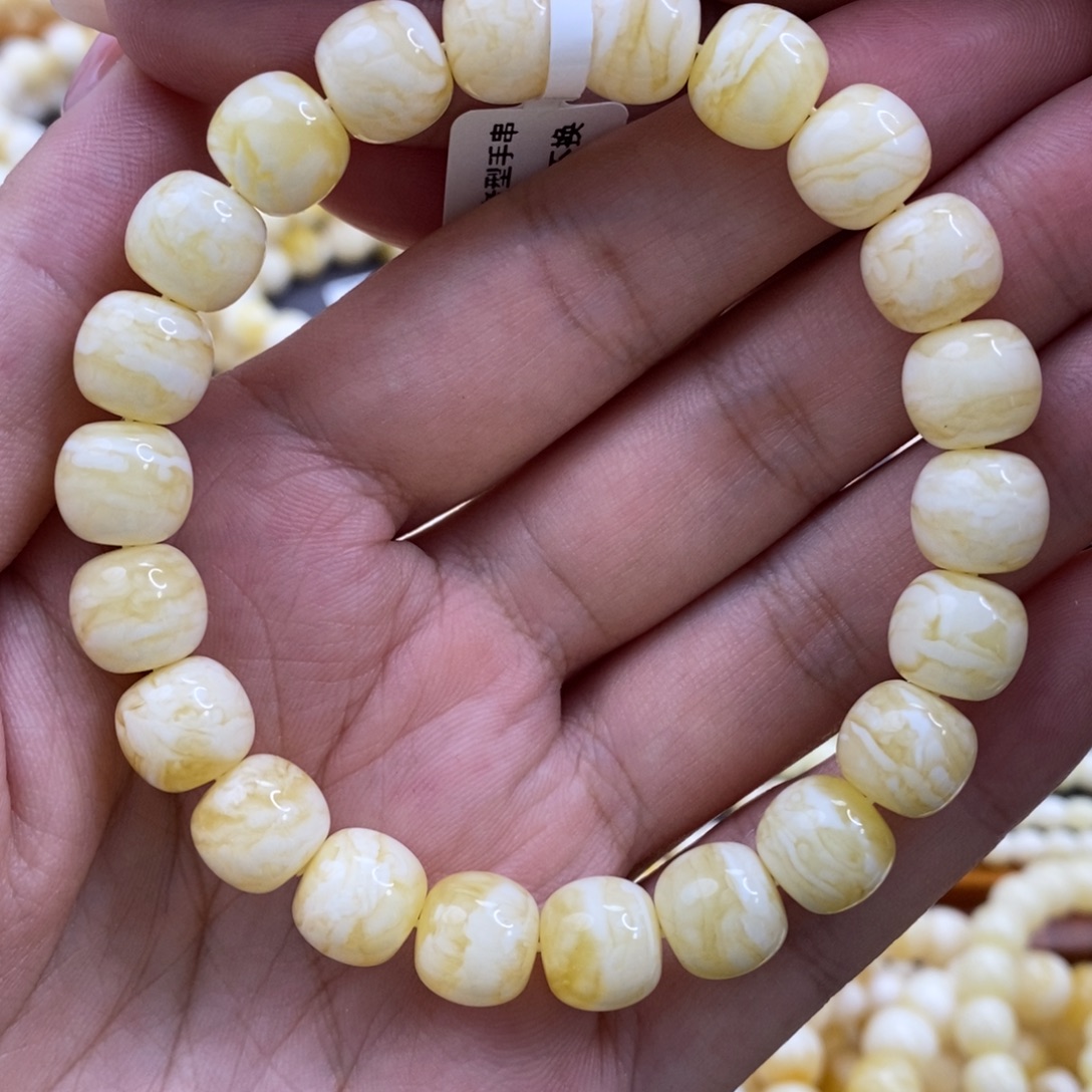 琥珀未镶嵌手链蜜蜡