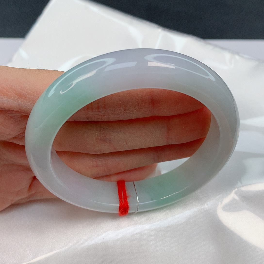 翡翠手镯未镶嵌57.8正圈淡雅大方细腻