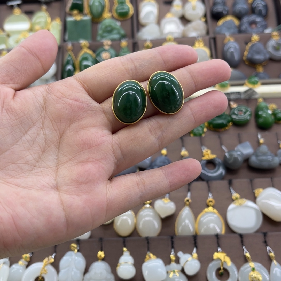 和田玉银S925镶嵌耳饰