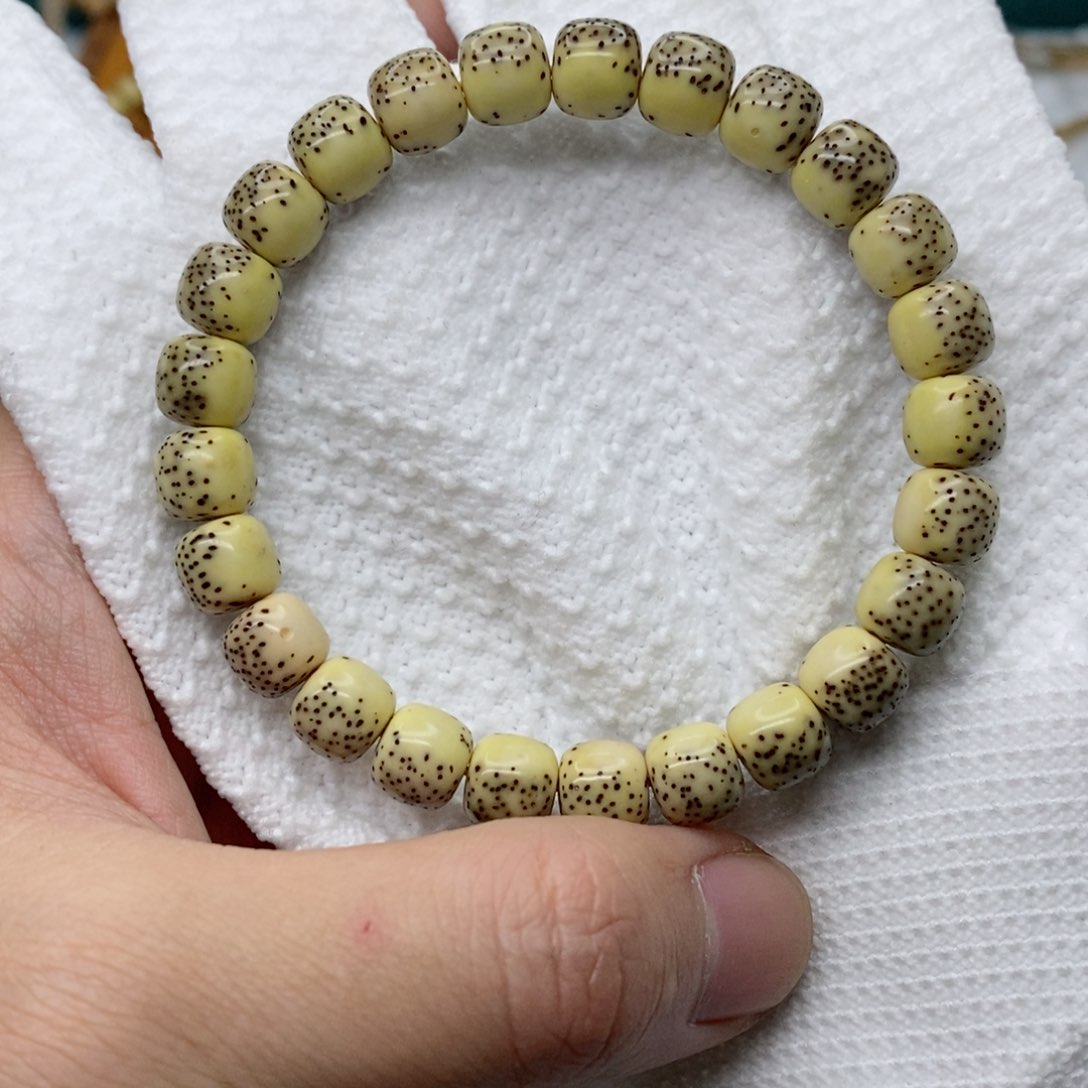 星月菩提手串9x8 灰背河豚