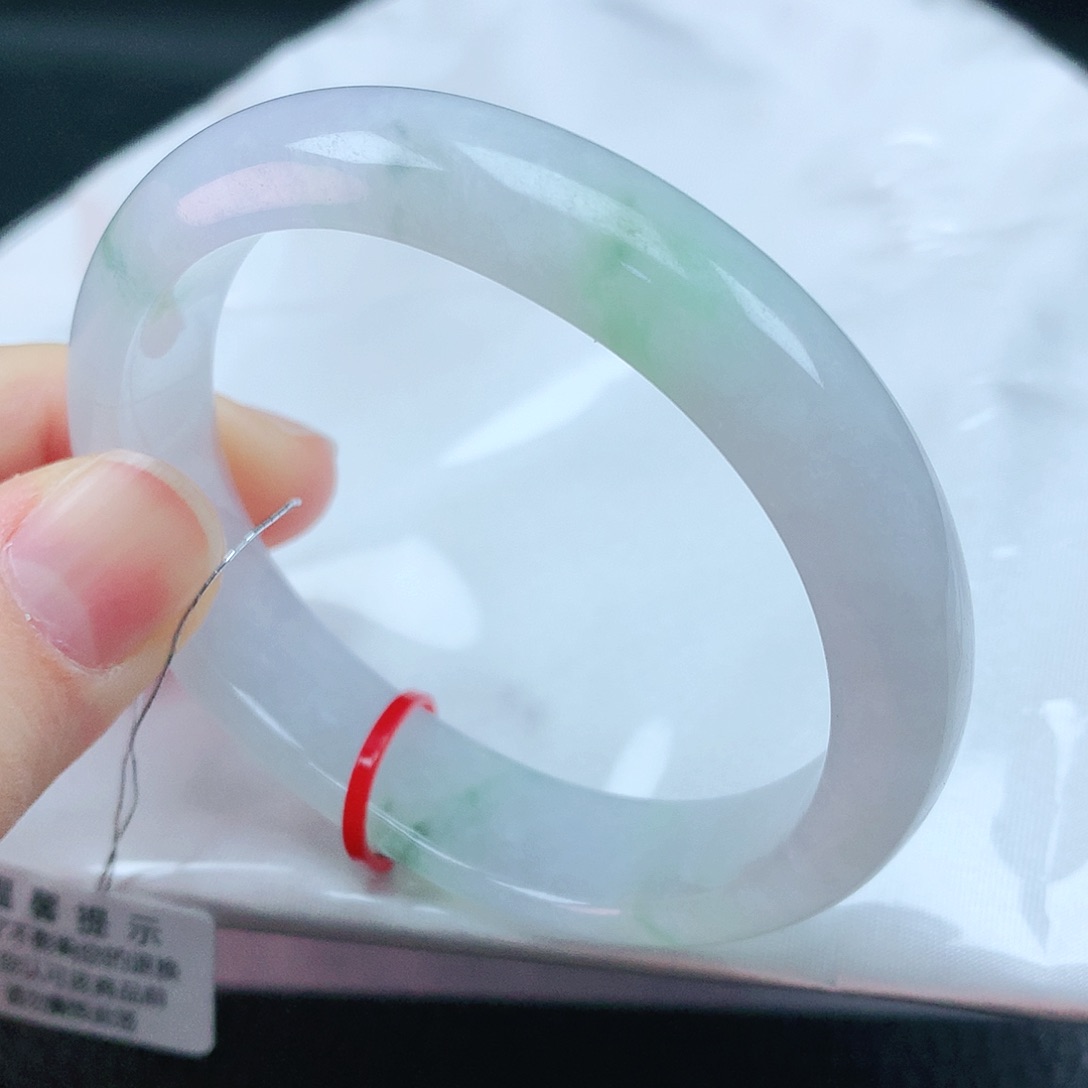 翡翠手镯未镶嵌54贵