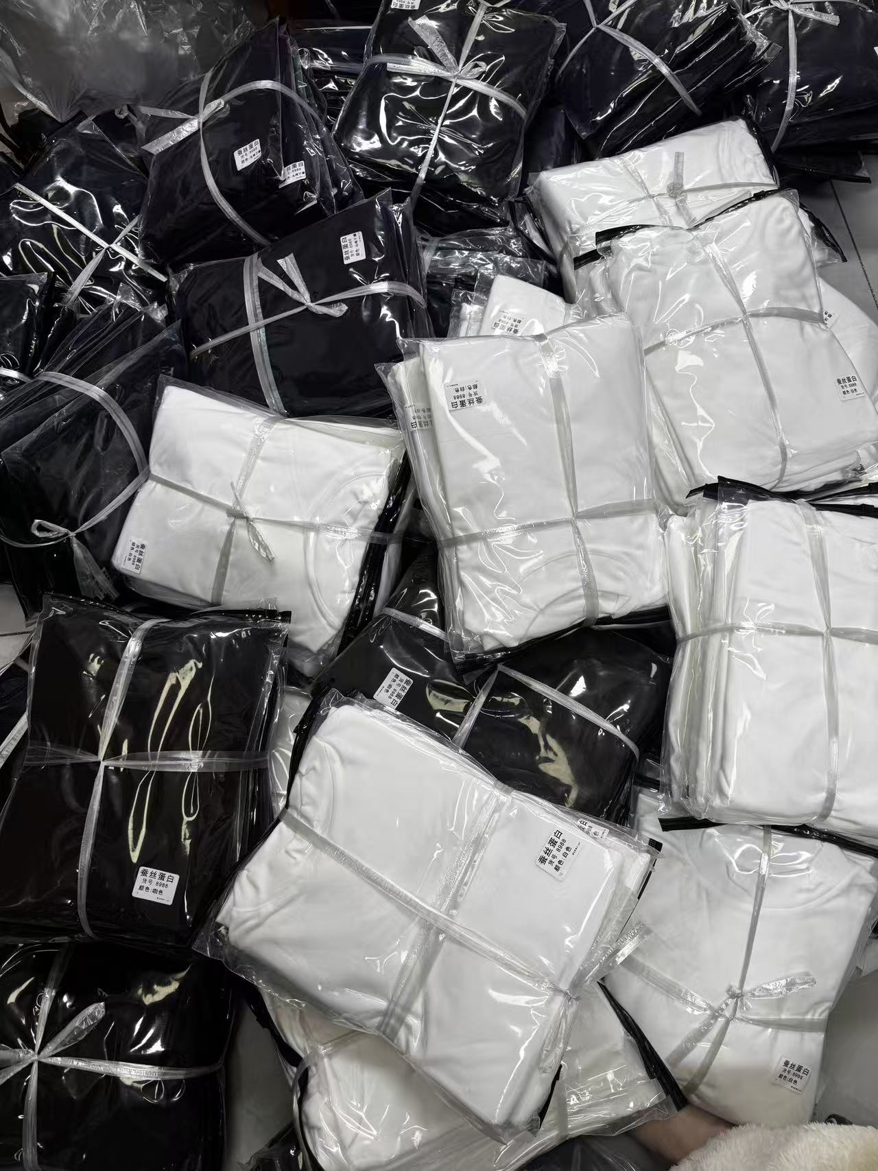 【丹丹甄选】福利款半高领蚕丝蛋白柔软亲肤打底衫