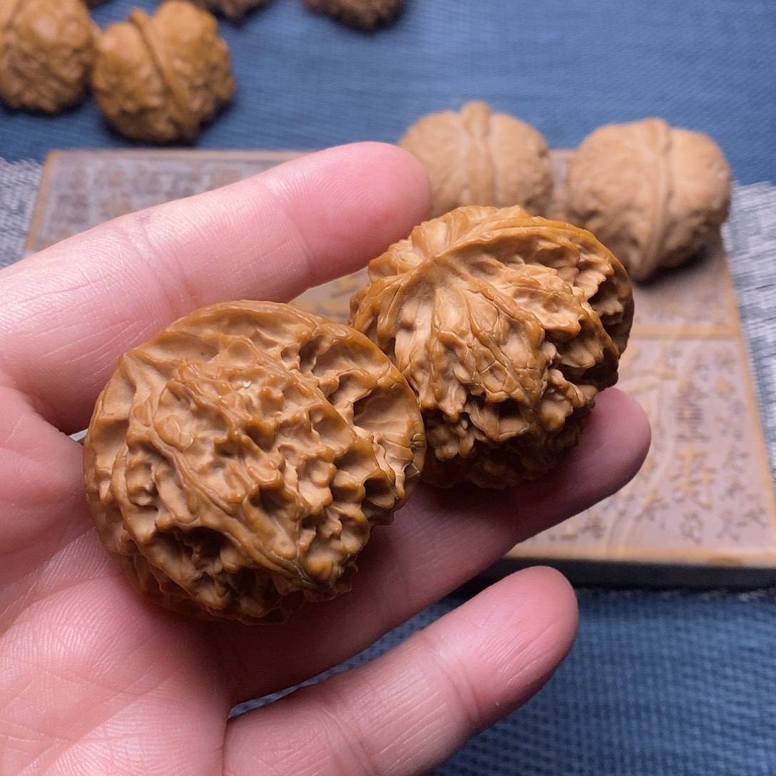 文玩核桃把件满天星 文玩核桃