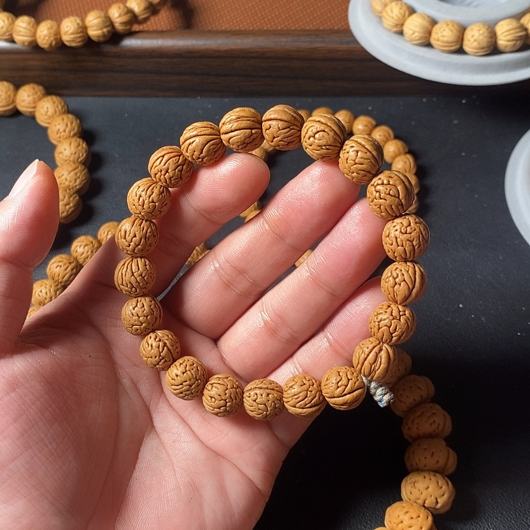 茶***磊落出品188红红火火