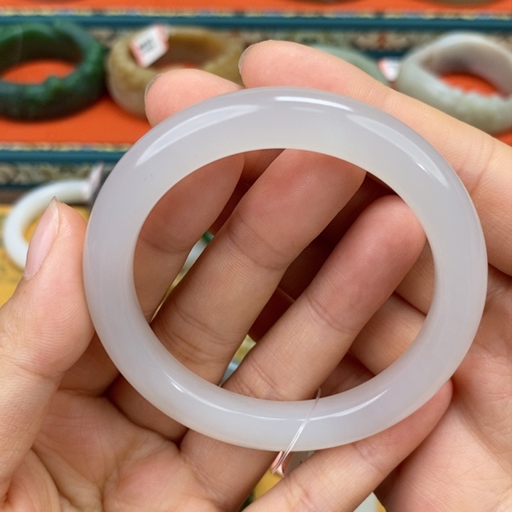 和田玉手镯未镶嵌冰白玉手镯52#