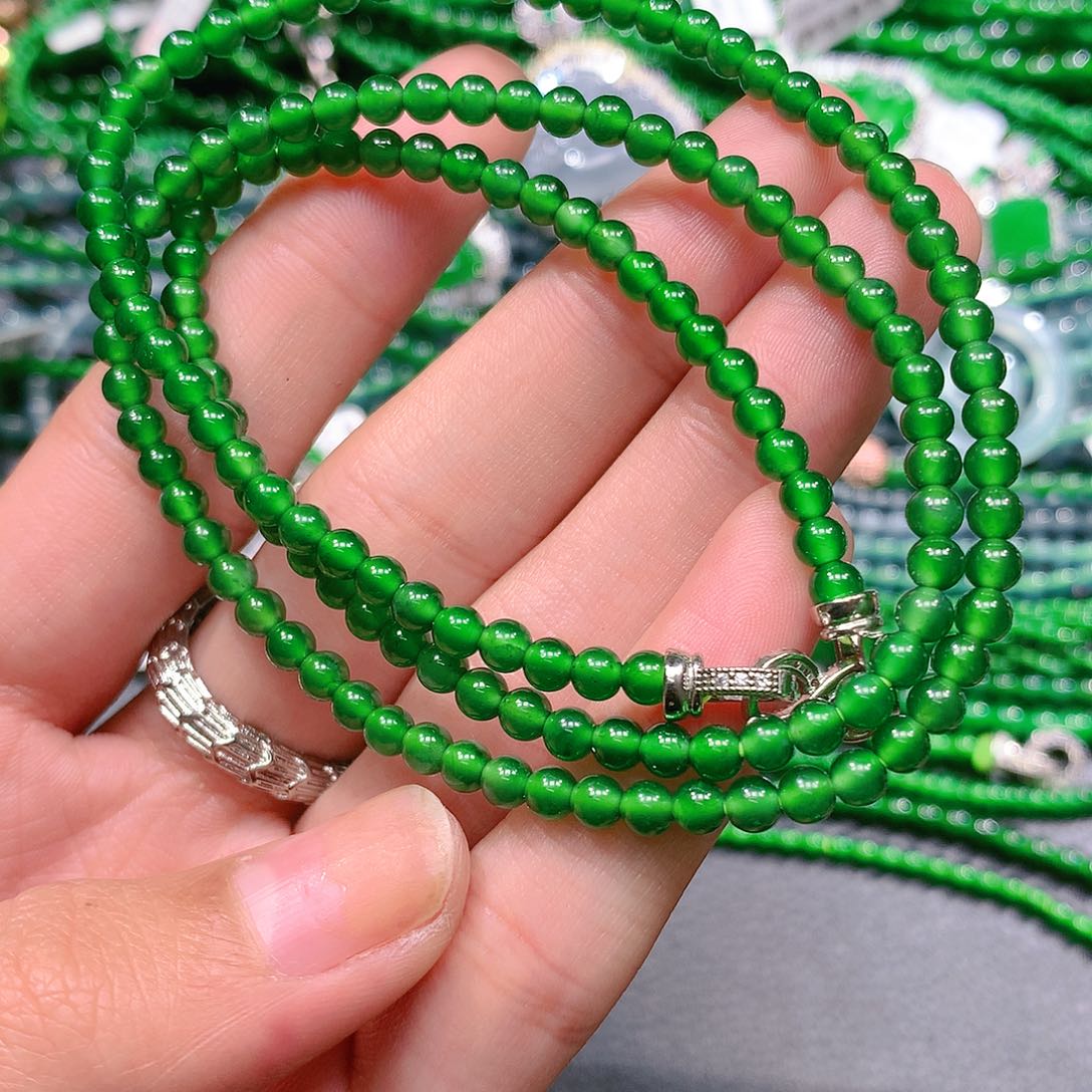 翡翠手串未镶嵌天然翡翠