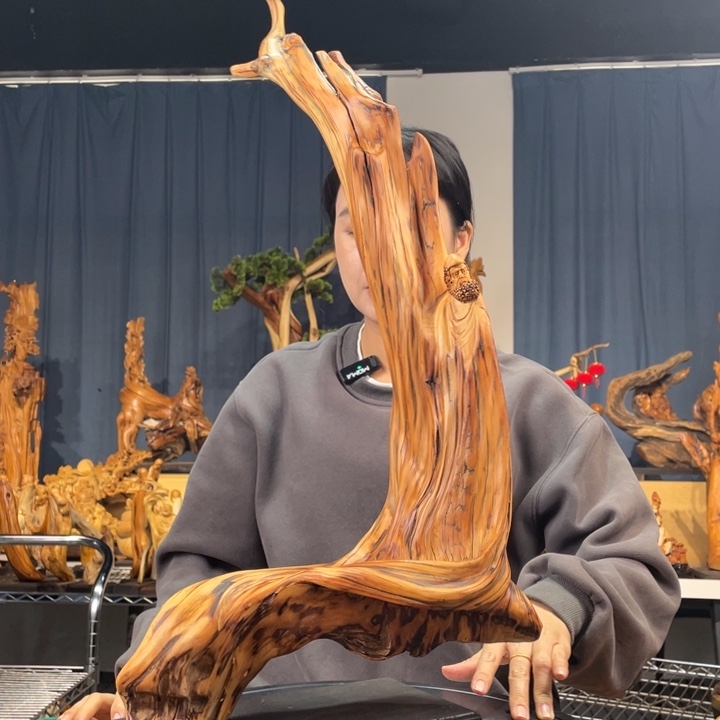 柏木（崖柏）随型摆件