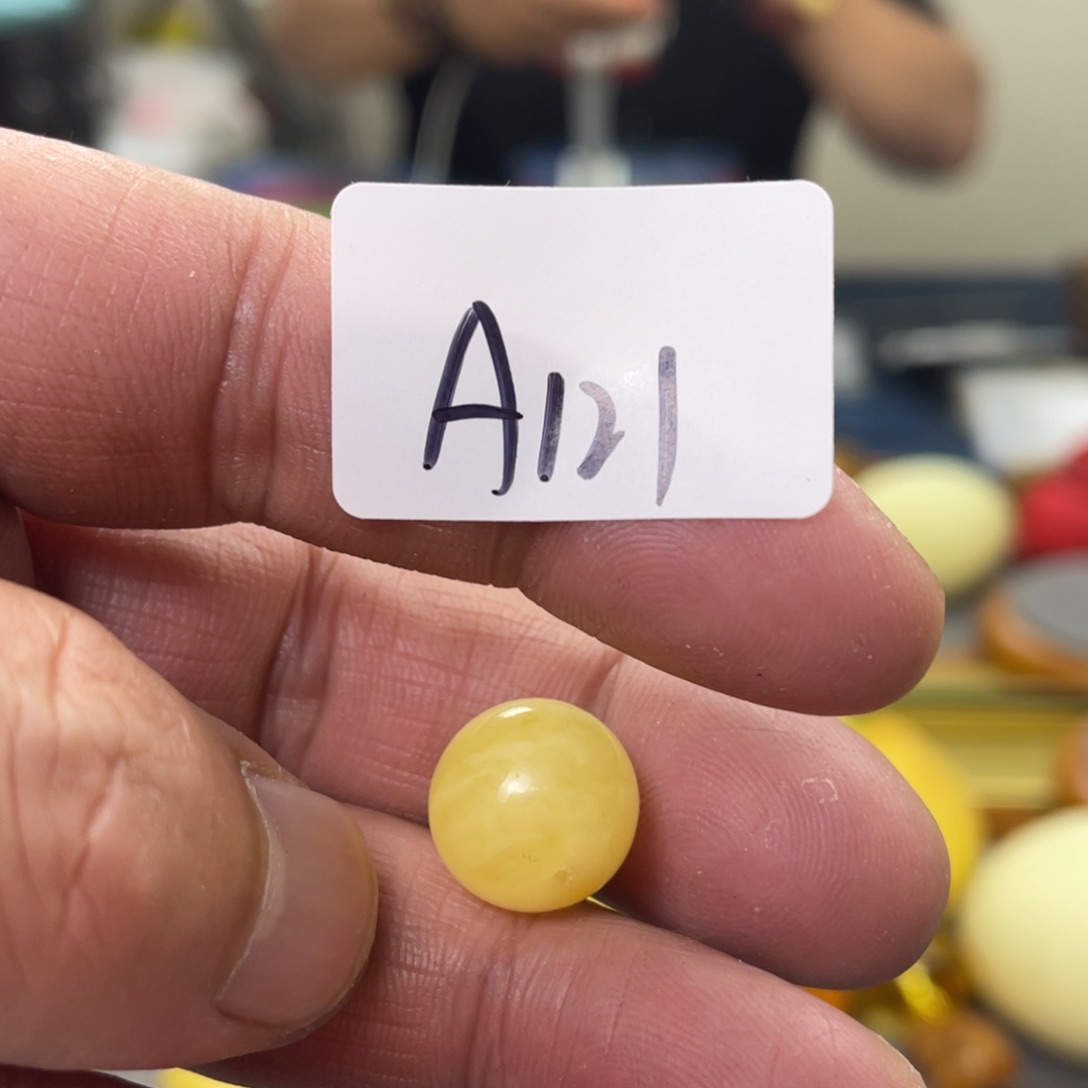 手链琥珀未镶嵌多样性发，发其中一件