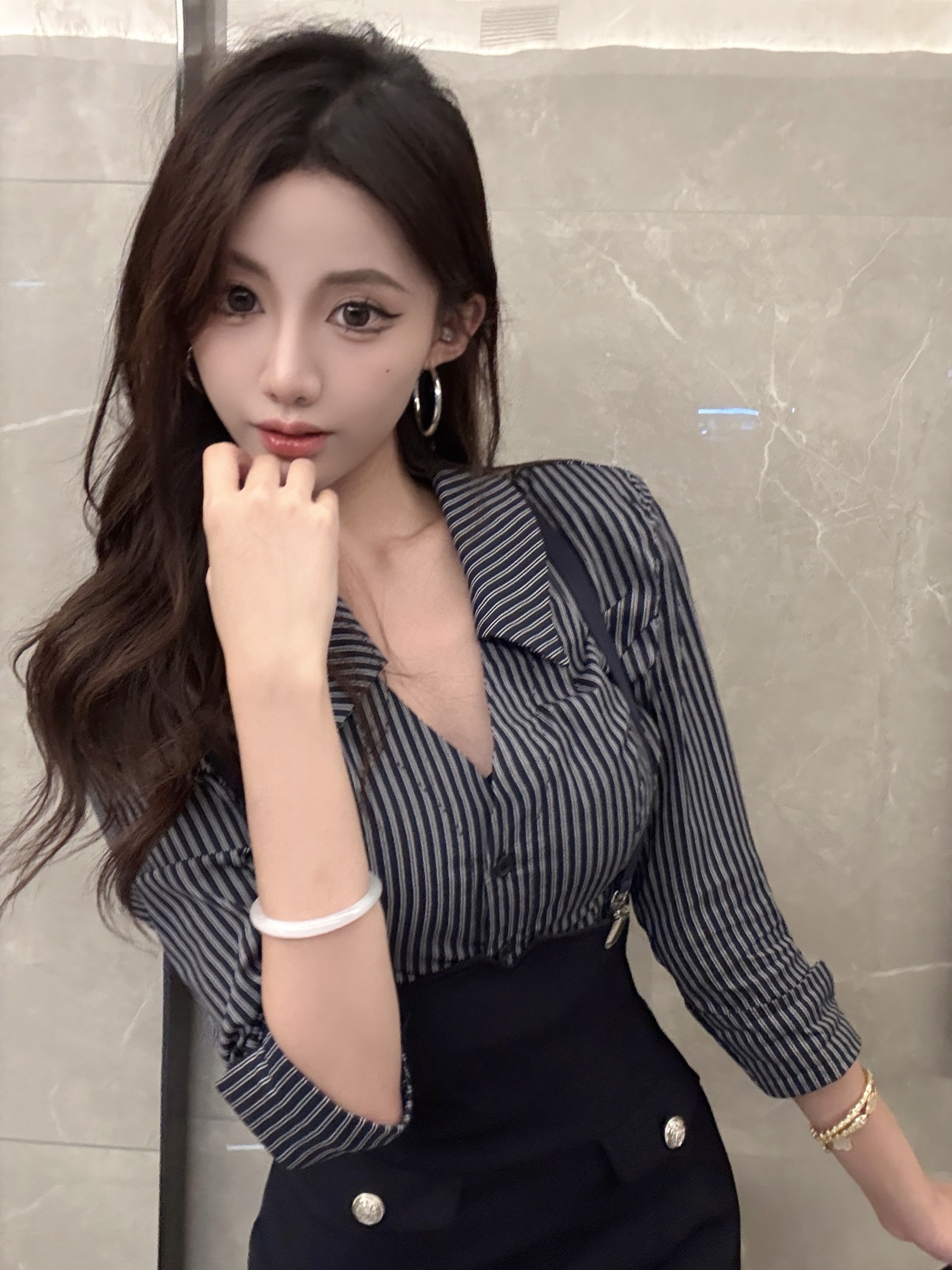 【玛丽苏少女】气质减龄百搭设计感长袖衬衫上衣包臀高腰背带裙套装