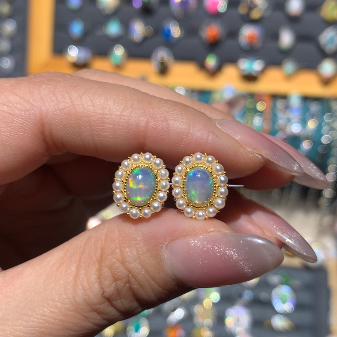 欧泊福利耳钉银S925镶嵌