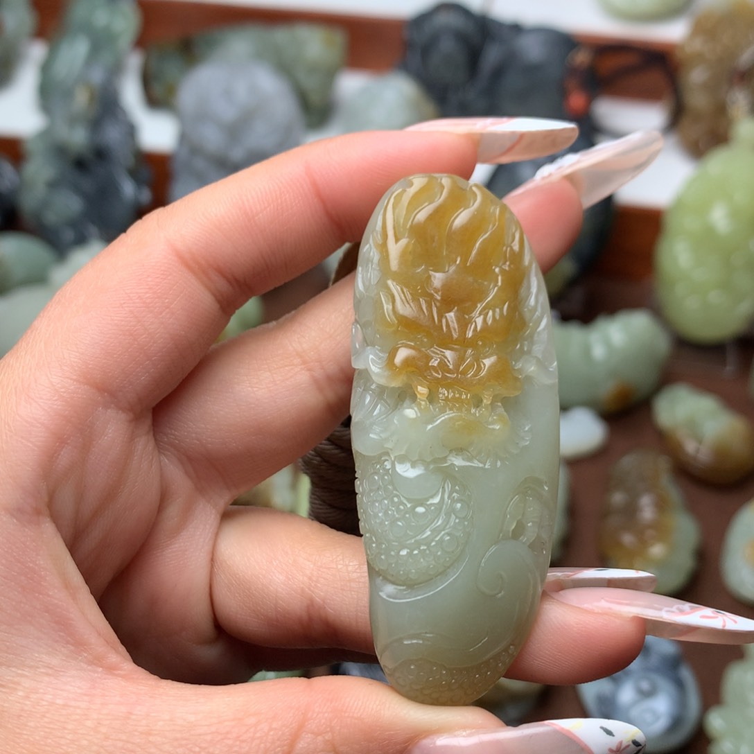 和田玉未镶嵌挂件