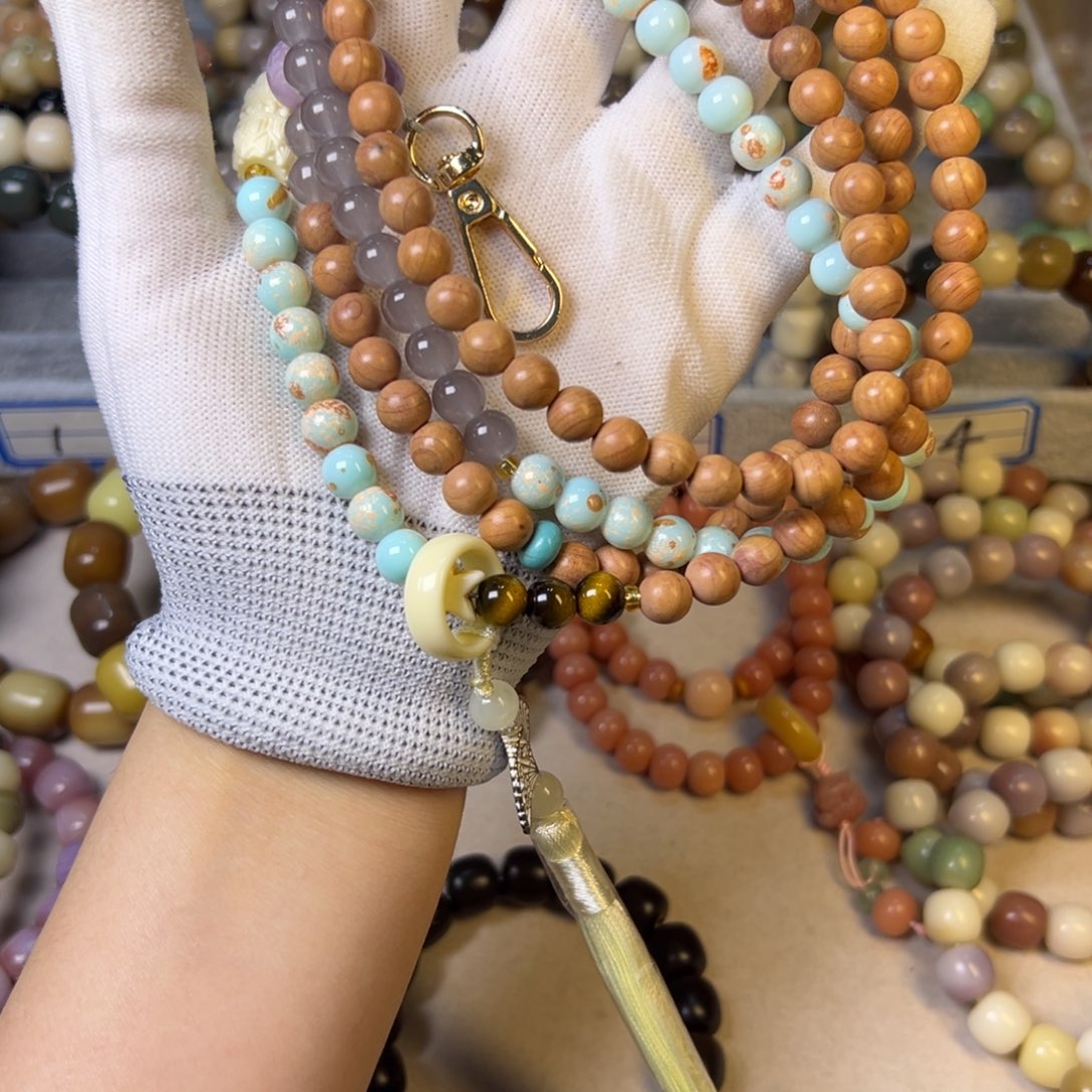 木血柏木手机斜挎链卡8  没有手机垫片