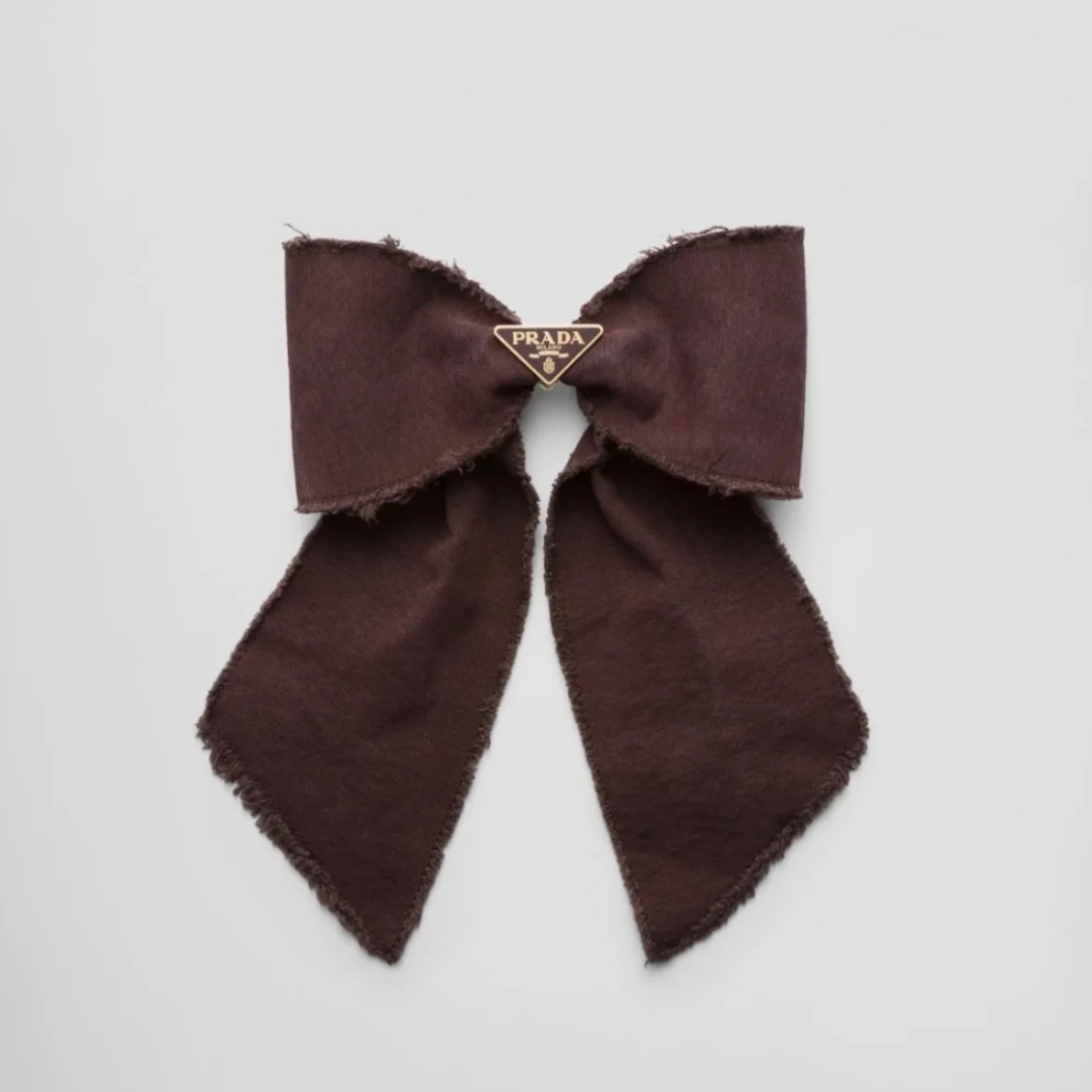 未使用 Prada/普拉达 25新季做旧三角标牛仔蝴蝶结发夹 女款 秀款