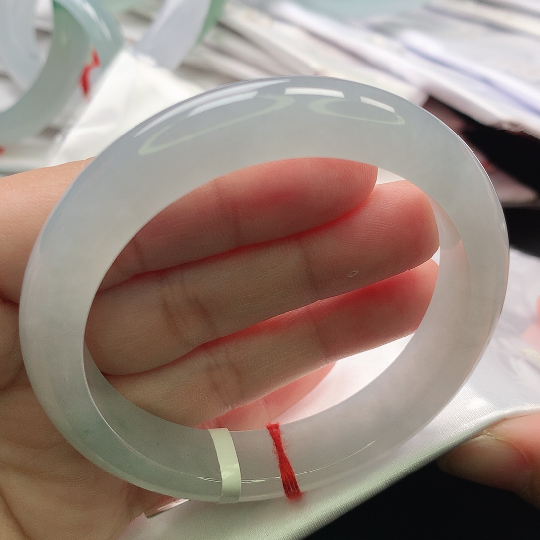 翡翠未镶嵌手镯缅甸55.56