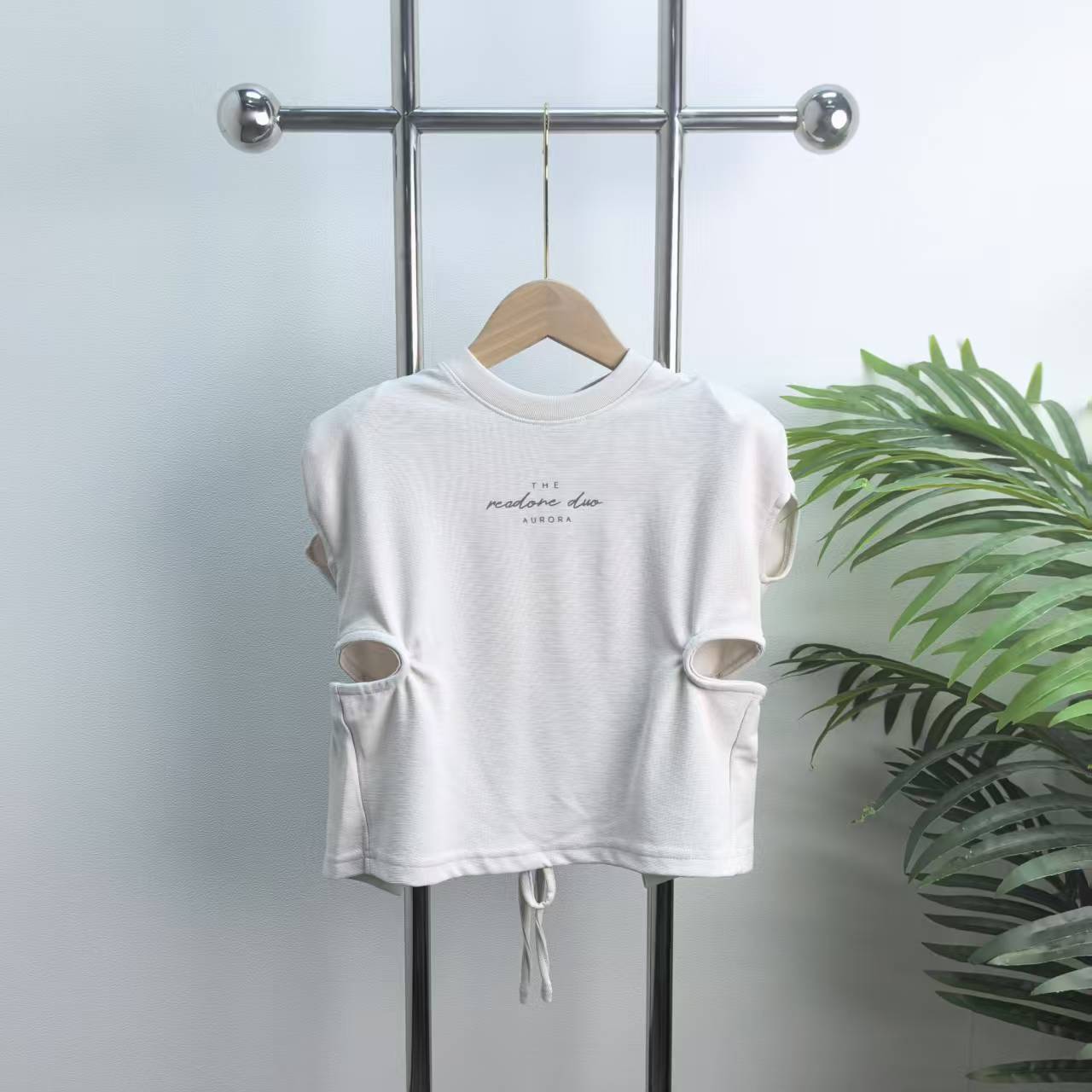 【1102】米色短T恤B2-11