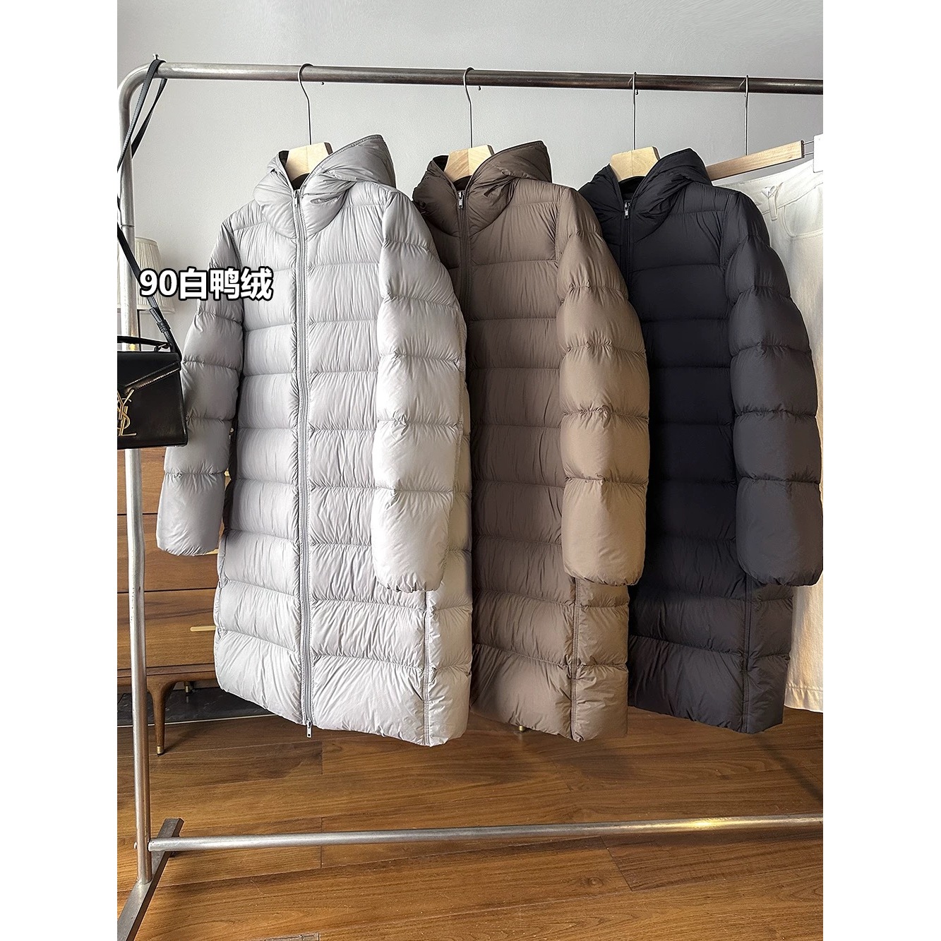 纯色冬季长款拉链连帽保暖休闲百搭羽绒服ss26505