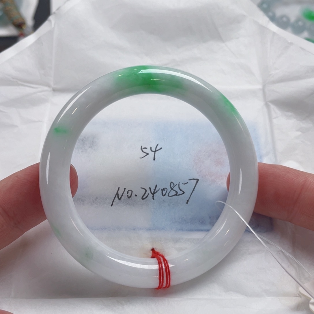 翡翠手镯未镶嵌Y**s54圆条