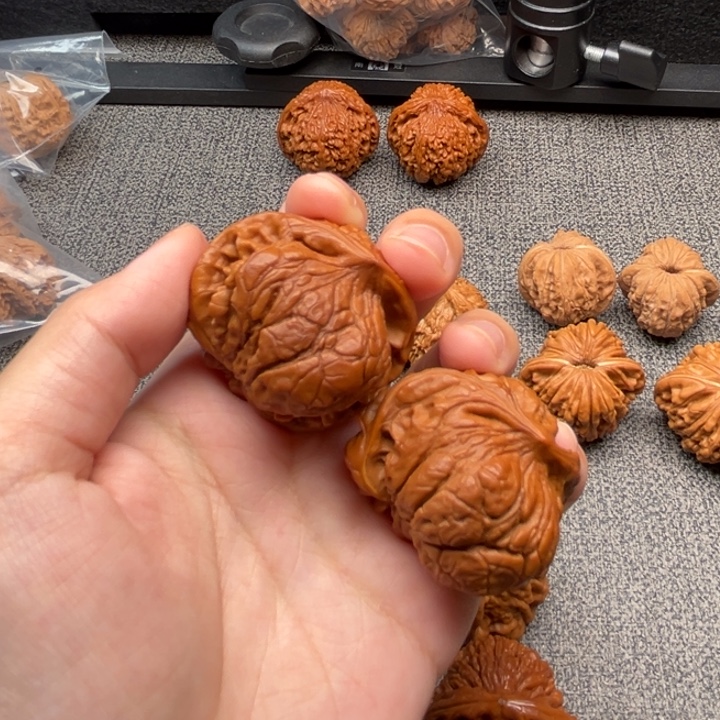 全品文玩核桃官帽蛇