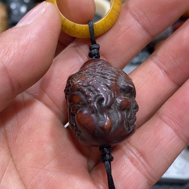 滴血莲花菩提吊坠