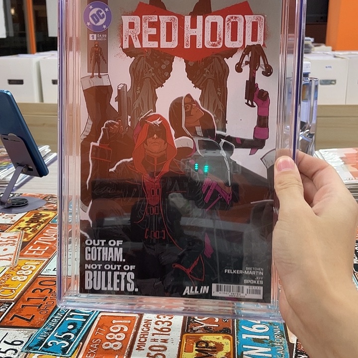 DC红头罩第一期主封一刷蓝砖