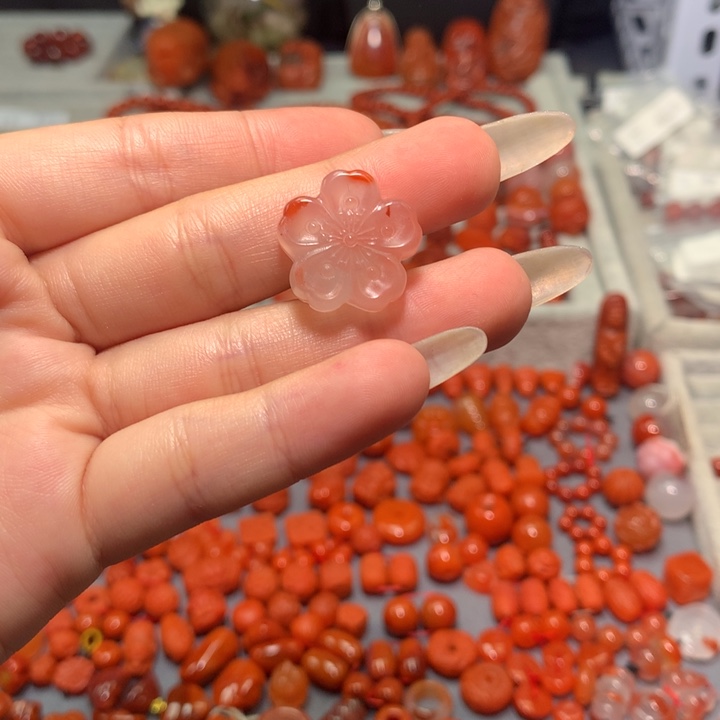 【闪购商品】南红玛瑙未镶嵌小花