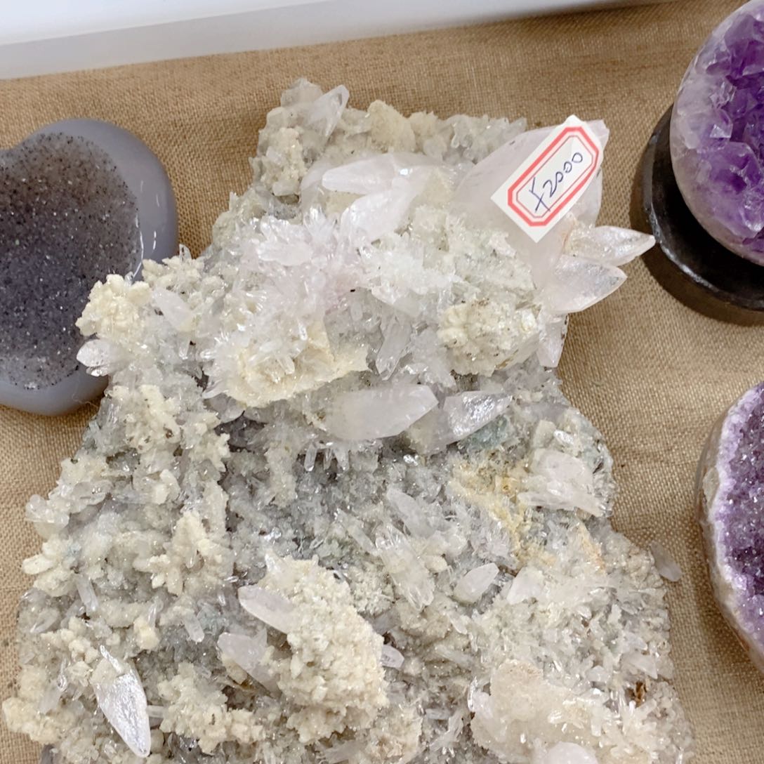 天然水晶摆件未镶嵌紫晶